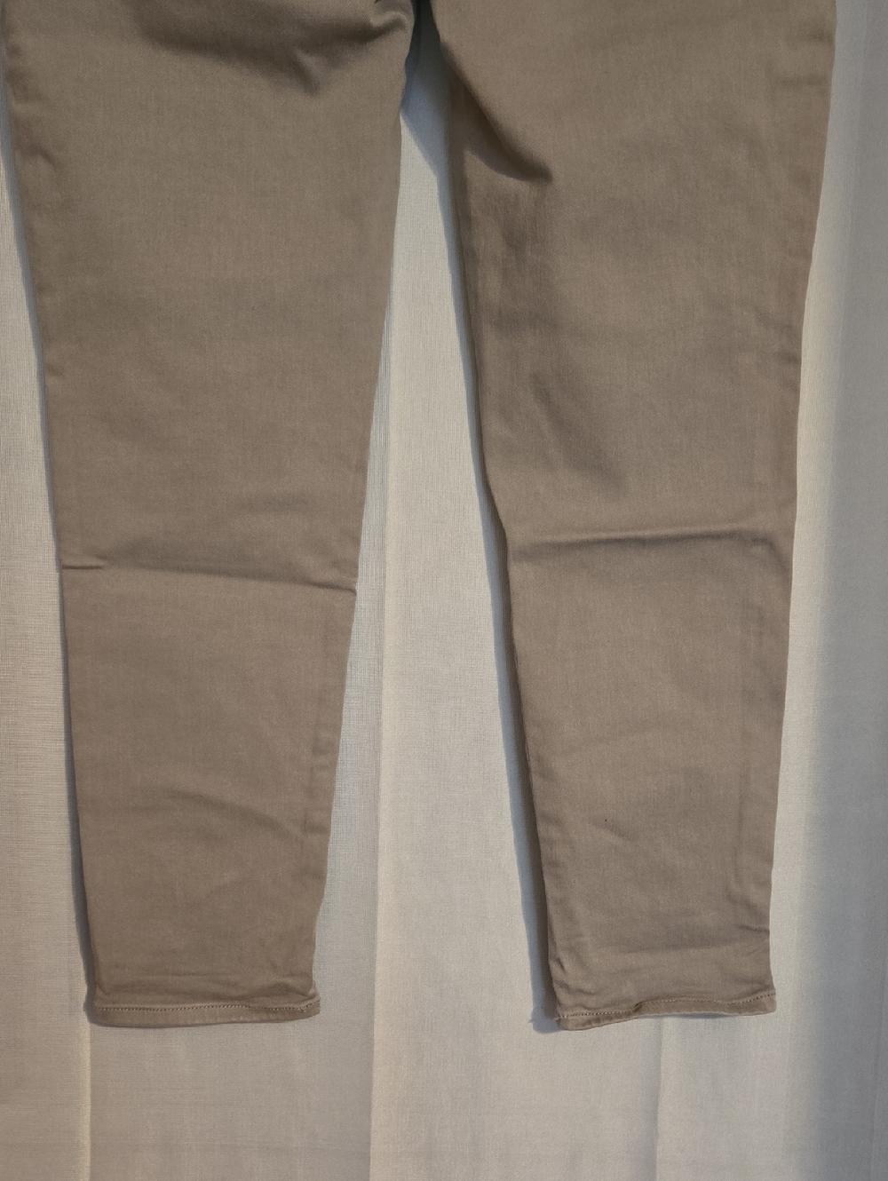American Eagle Gray Low Rise Jeggings Sz 16 Short NWOT - Picture 7 of 7